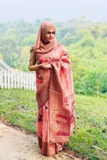 sari 4 - Image 2